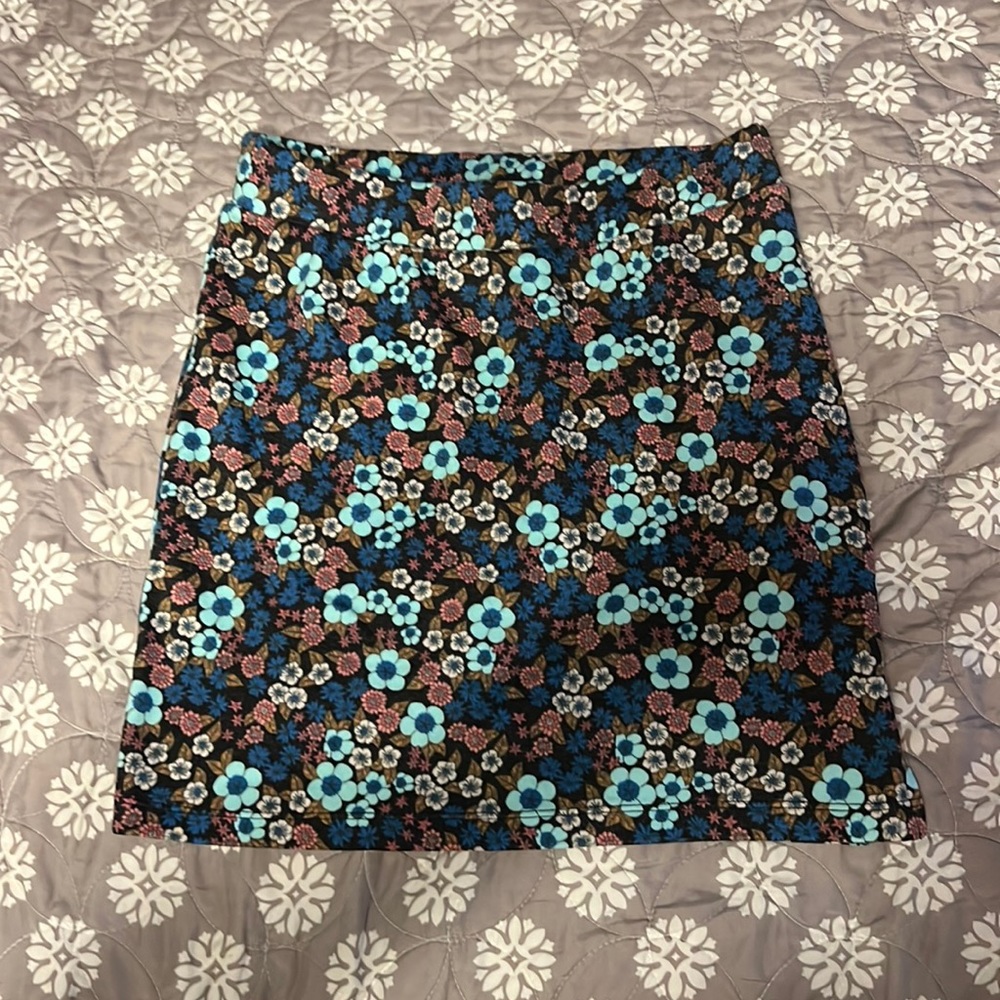 So goods for life mini skirt